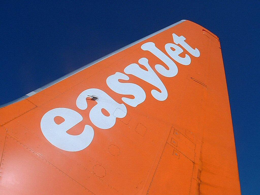 EasyJet income falls over 50% as Covid-restrictions stall travel plans